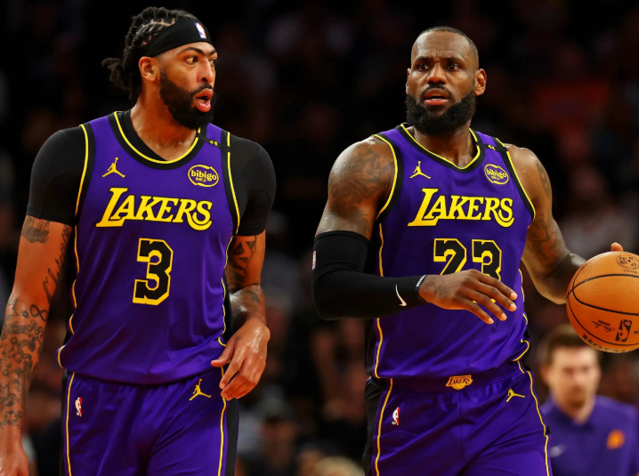 NBA 宿敌周赛程出炉，11 场对决点燃 1 月篮球激情​